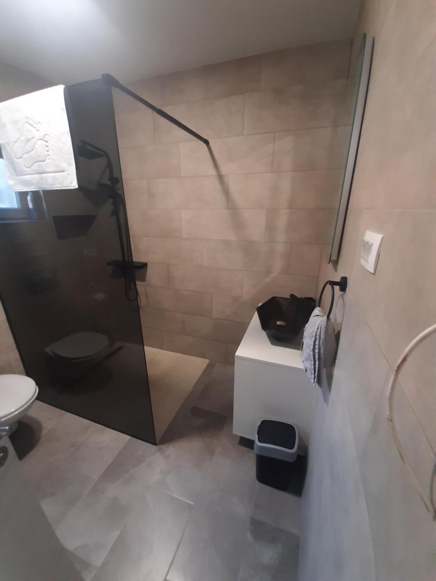 Apartments Horvat ビビニェ 部屋 写真